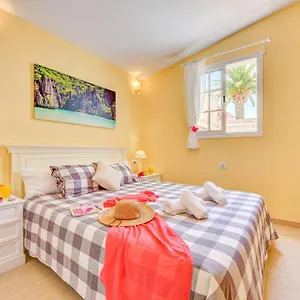  Villa Teide Sol Con Piscina Climatizada, Playa Fañabe,